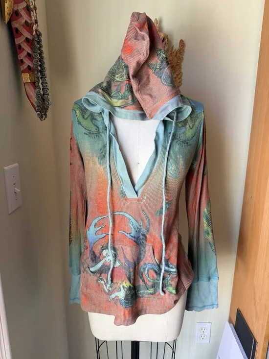 Butterfly Dropout Hoodie Top Small Boho Colorful Graphic V-Neck Pullover Mermaid - Picture 5 of 9